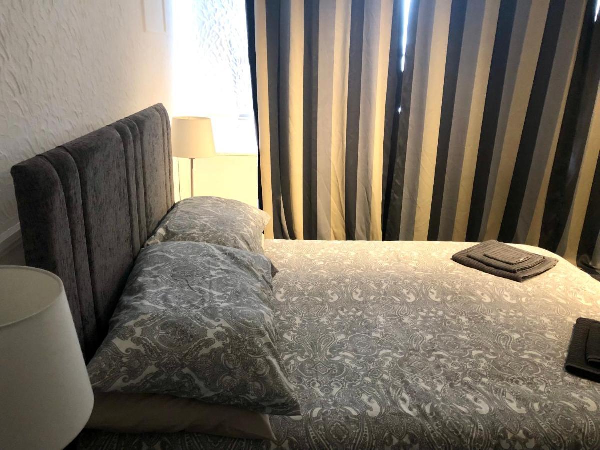 Апартаменти Ac Lounge 125 Рокфорд Екстер'єр фото
